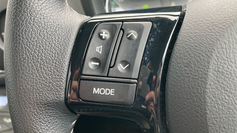 Toyota Yaris 1.0 VVT-i Icon 5dr Petrol Hatchback